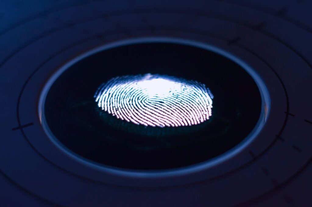 Sécurité : Des chercheurs contournent la reconnaissance d'empreintes Windows Hello