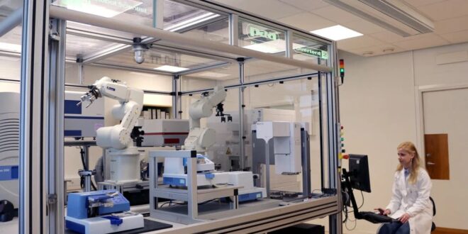 IA scientifique : le robot Eve mène seul ses expériences