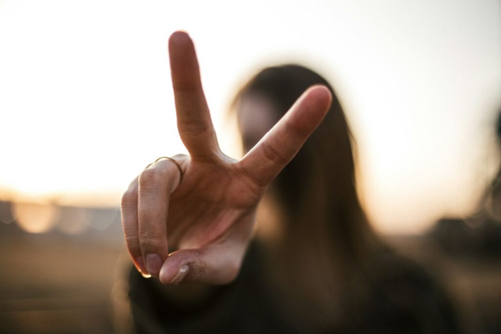 L'IA peut-elle vraiment voler tes empreintes digitales sur une photo