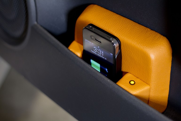 Tranfert d'énergie sans fil au CES 2013