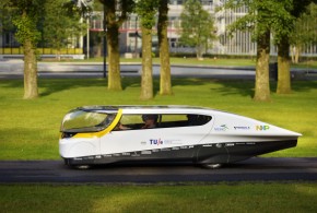 La première voiture familiale au monde fonctionnant au solaire