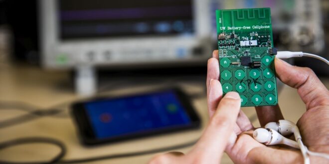 Téléphoner sans batterie grâce à l'énergie ambiante
