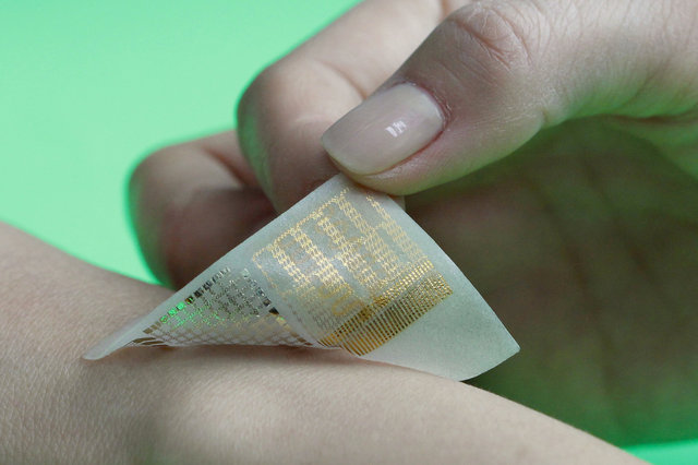 Les scientifiques ont créé un patch cutané intelligent