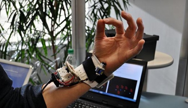 Microsoft developpent des périphériques de Réalité Augmentée